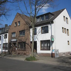 Waldesruh 2*, Dusseldorf Germany